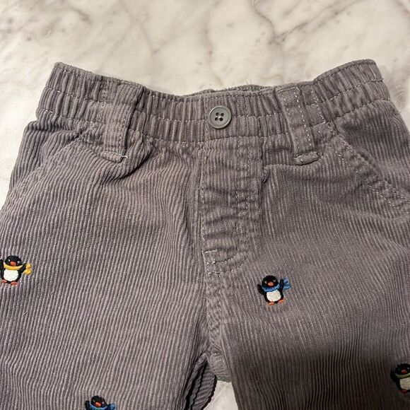 GYMBOREE BOYS SIZE 6-12 MONTHS CORDUROY PANTS WITH PENGUINS - Picture 2 of 4